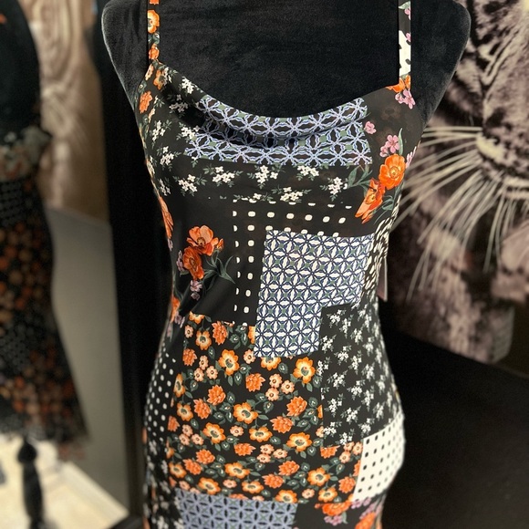 💙💛NWT- SUPER CUTE ASYMMETRICAL SPAGHETTI STRAP DRESS SZ S💙💛 - Picture 3 of 11